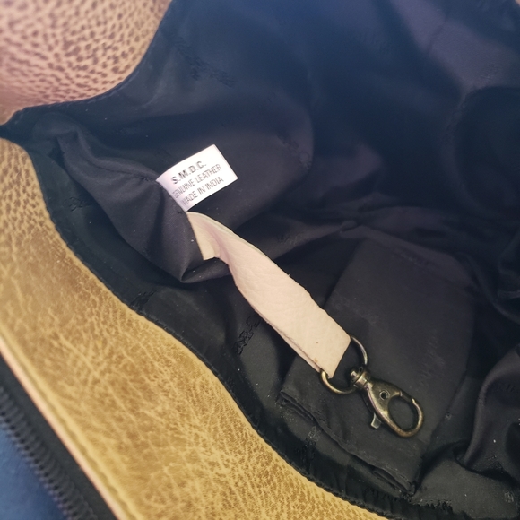 Anuschka  V Top shoulder Handbag Purse. - Picture 7 of 8